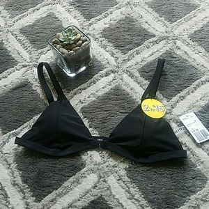 NWT Basic Swim Bikini Top